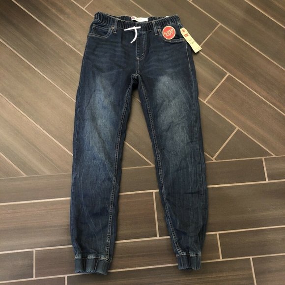Kid's Levi's Jogger Jeans NWT - Picture 1 of 2